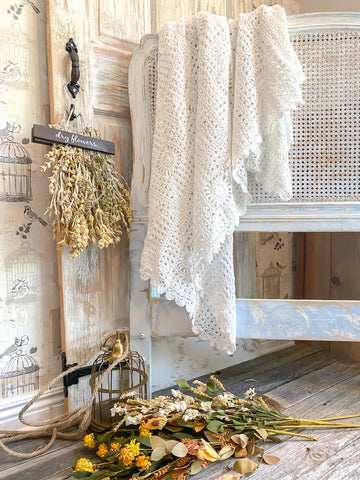 Off White Matelasse Coverlet