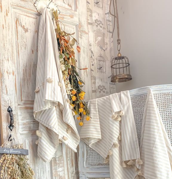 Pinstripe Tassel Trim Bedding