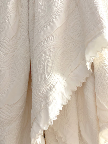 Ruffle Matelasse Bedspread
